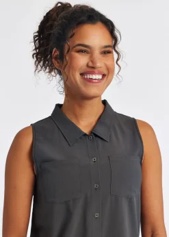 Oiselle Benjamina Button Sleeveless