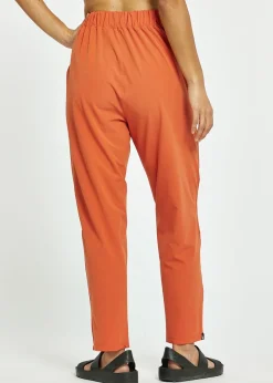 New Oiselle Lauren Feeling Bookish Pants