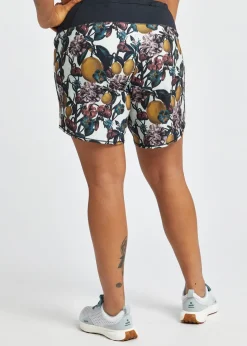 Clearance Oiselle Longer Roga Shorts