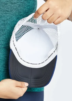 Discount Oiselle Runner Trucker