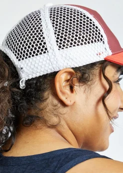Discount Oiselle Runner Trucker